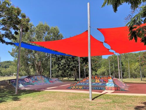 Four sails of red and blue over the Port Douglas skate park